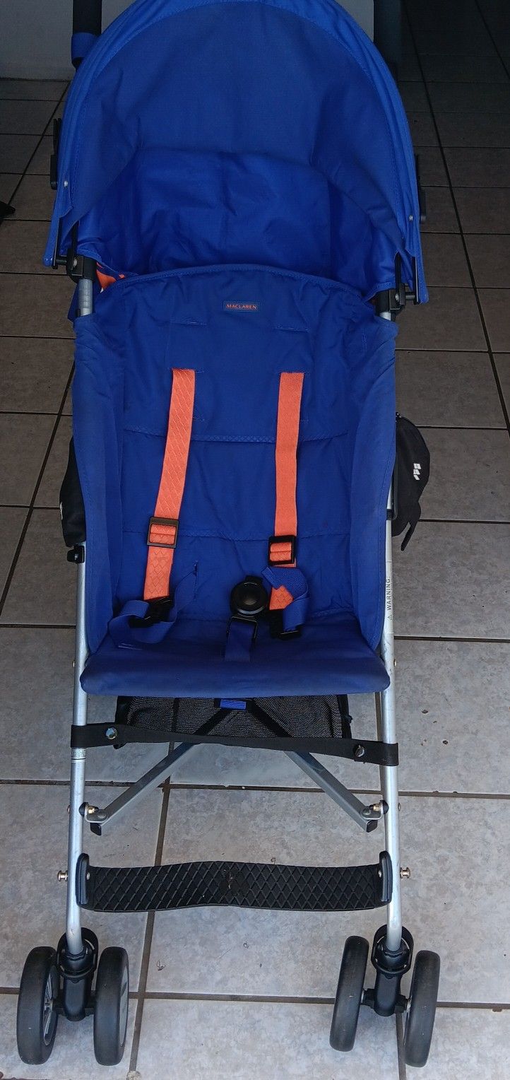 Stroller In Excellent Condition