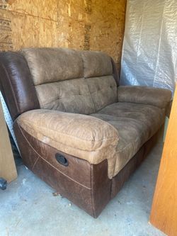Leather Recliner Couch / Sofa / Loveseat