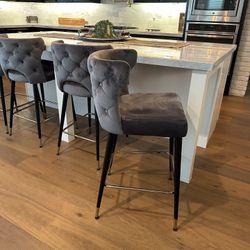Bar Stool Chairs (total Of 4)