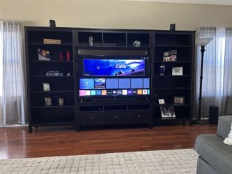 Sectional/ Entertainment