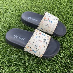 Kids Sandals (size 13/1)