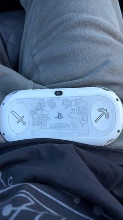 Ps vita Minecraft limited edition