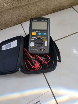 Digital Analog Megohmmeter Model 1026