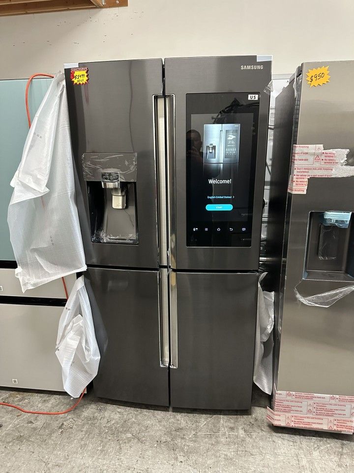 Samsung Family Hub Refrigerator