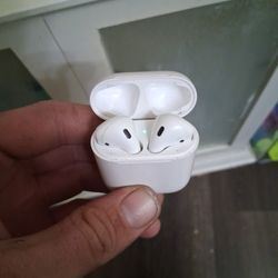 2nd Gen Air Pods