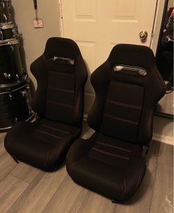 Brand new Recaro Style Racing seats