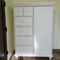 Pottery Barn Kids - Large Armoire/Chest Of Drawers