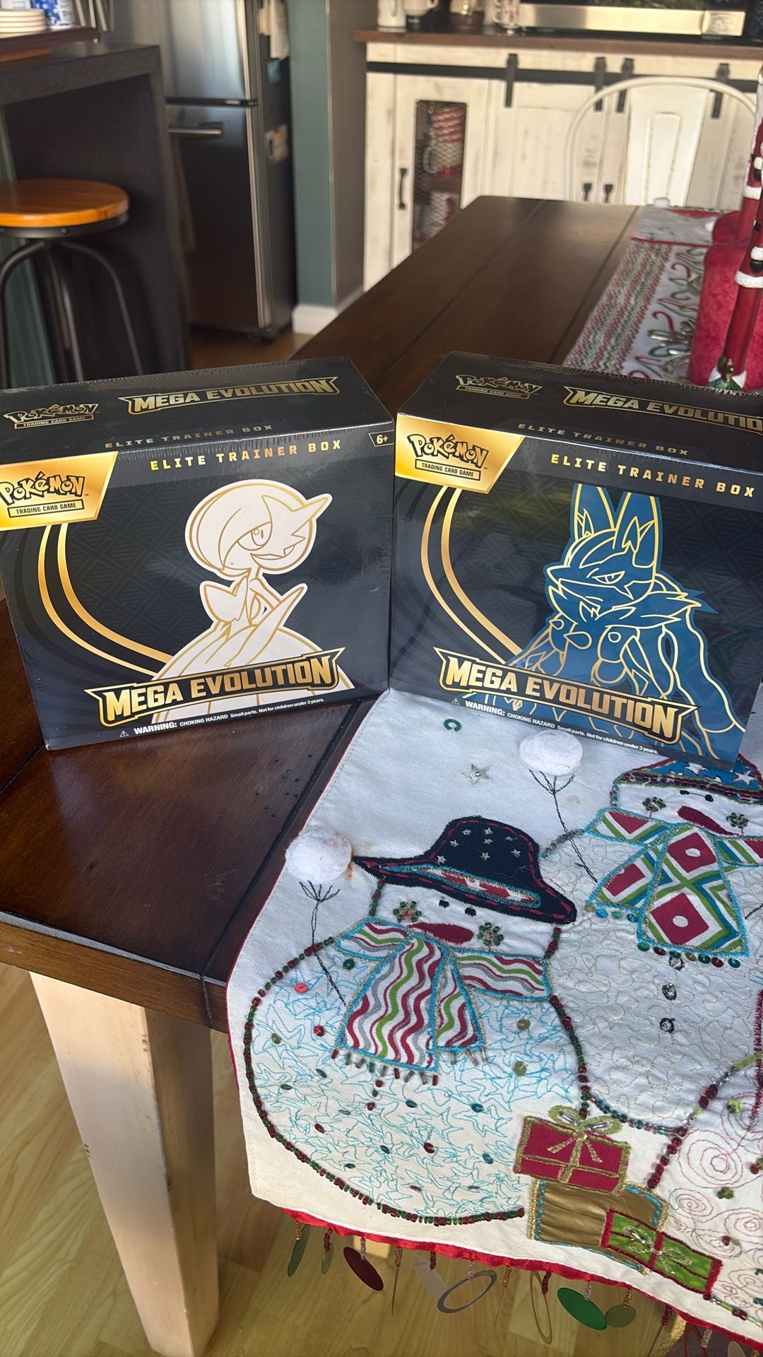 2 Mega Evolutions ETB