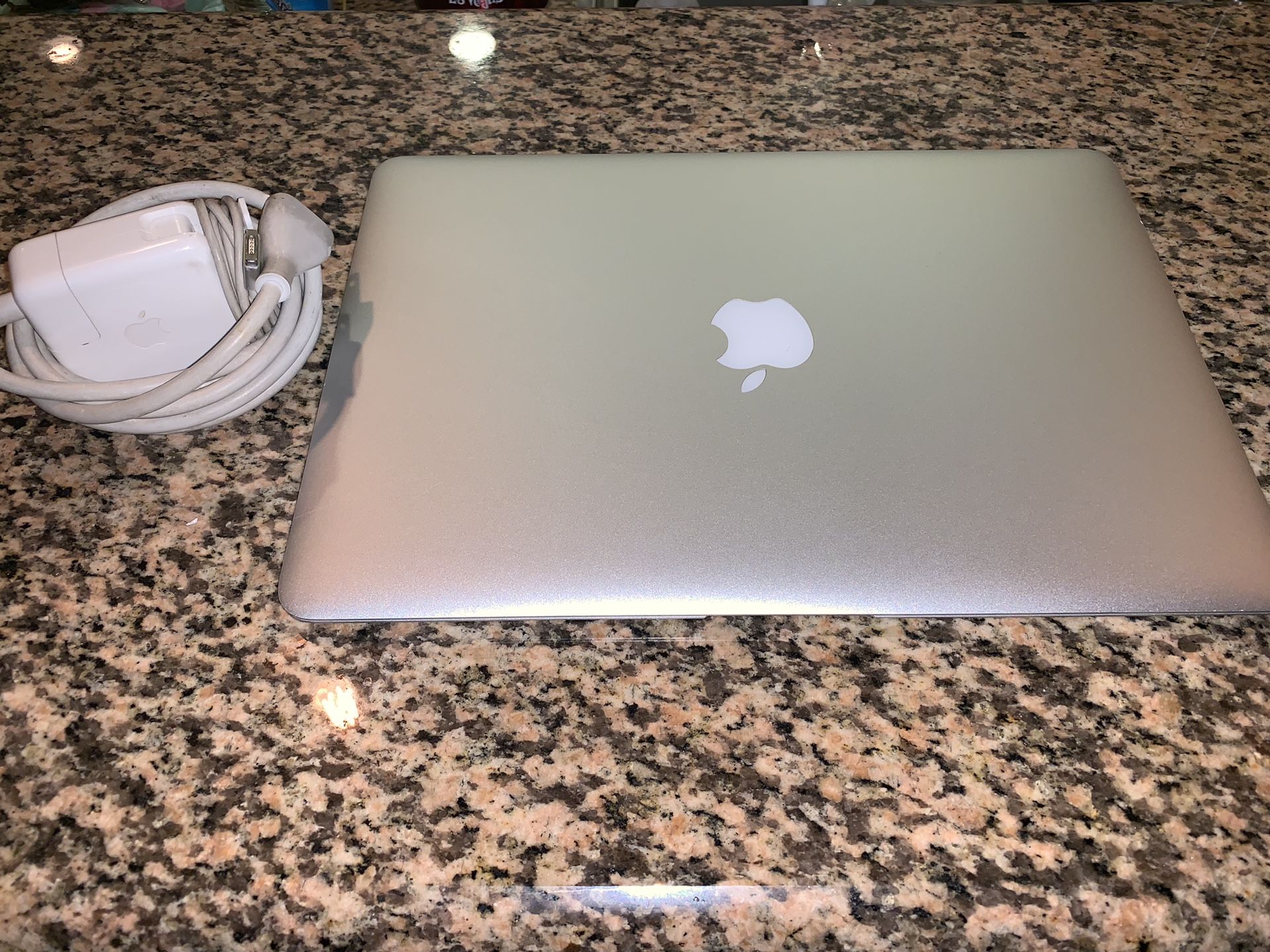 MacBook Air 13” 128gb - Early 2014
