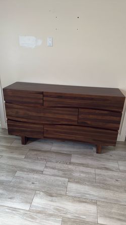 Dark Walnut 7-Drawer Wood Dresser