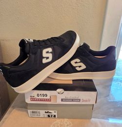 Skechers Streetwear Low-Top Sneakers Size 12