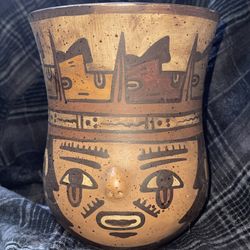 Unique Hand painted peruvian pottery