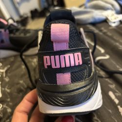 Puma Sneakers