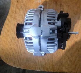 Car Alternator with Pulley 125-AMP