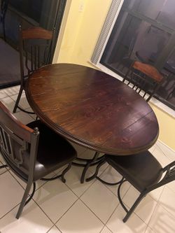 Small Dinning Table