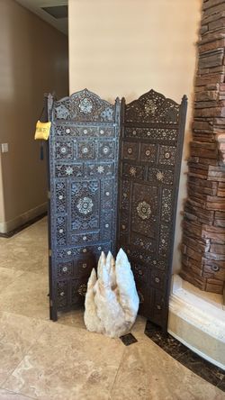Hand carved 2 side screen unique