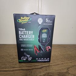 Battery Tender 021-0123 12V 750mA Battery Charger