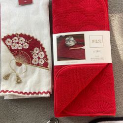 New - 2 Dish Drying Mats And  2 Towel Sets 