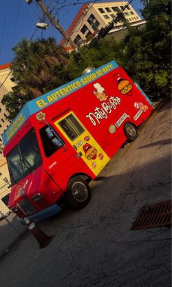 Food truck ready to use 1997