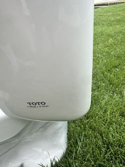Toto 1.6GPf Toilet
