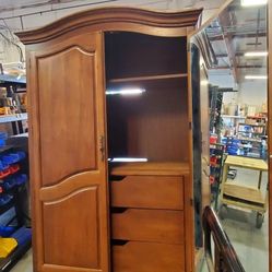 Thomas's Armoire/wardrobe 