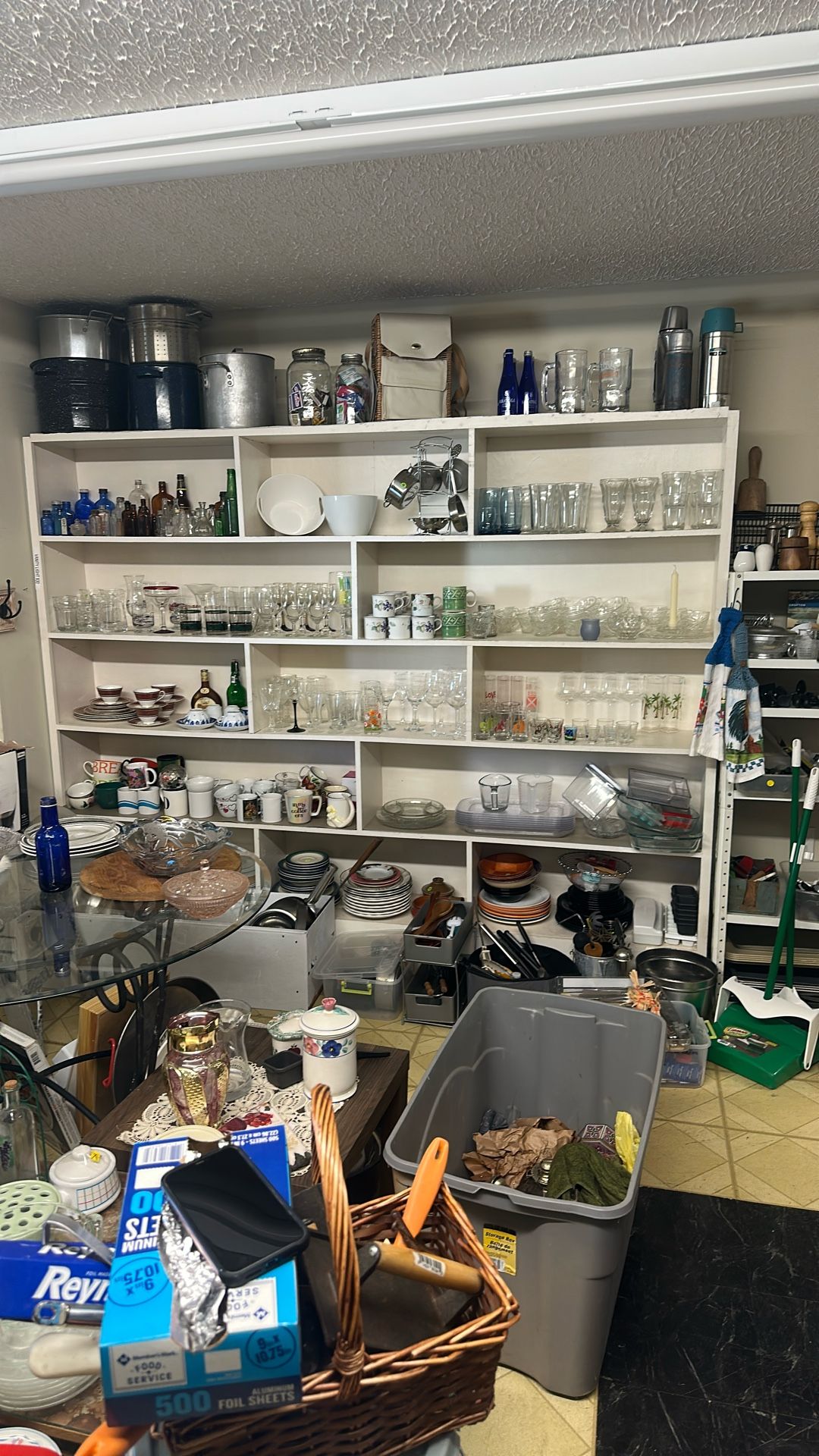 Handyman, Surplus Thrift And Yard Sale/ Indoor Outdoor