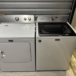 Maytag Washer And Dryer Set 