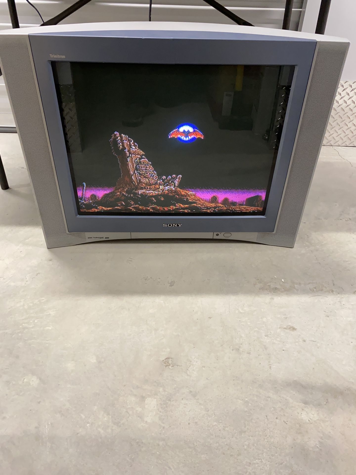 Sony Trinitron 27” KV27FV310 Retro Gaming Television! THE KING OF ALL