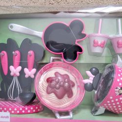 Disney Minnie Mouse Cooking Set Exclusive Playset New
