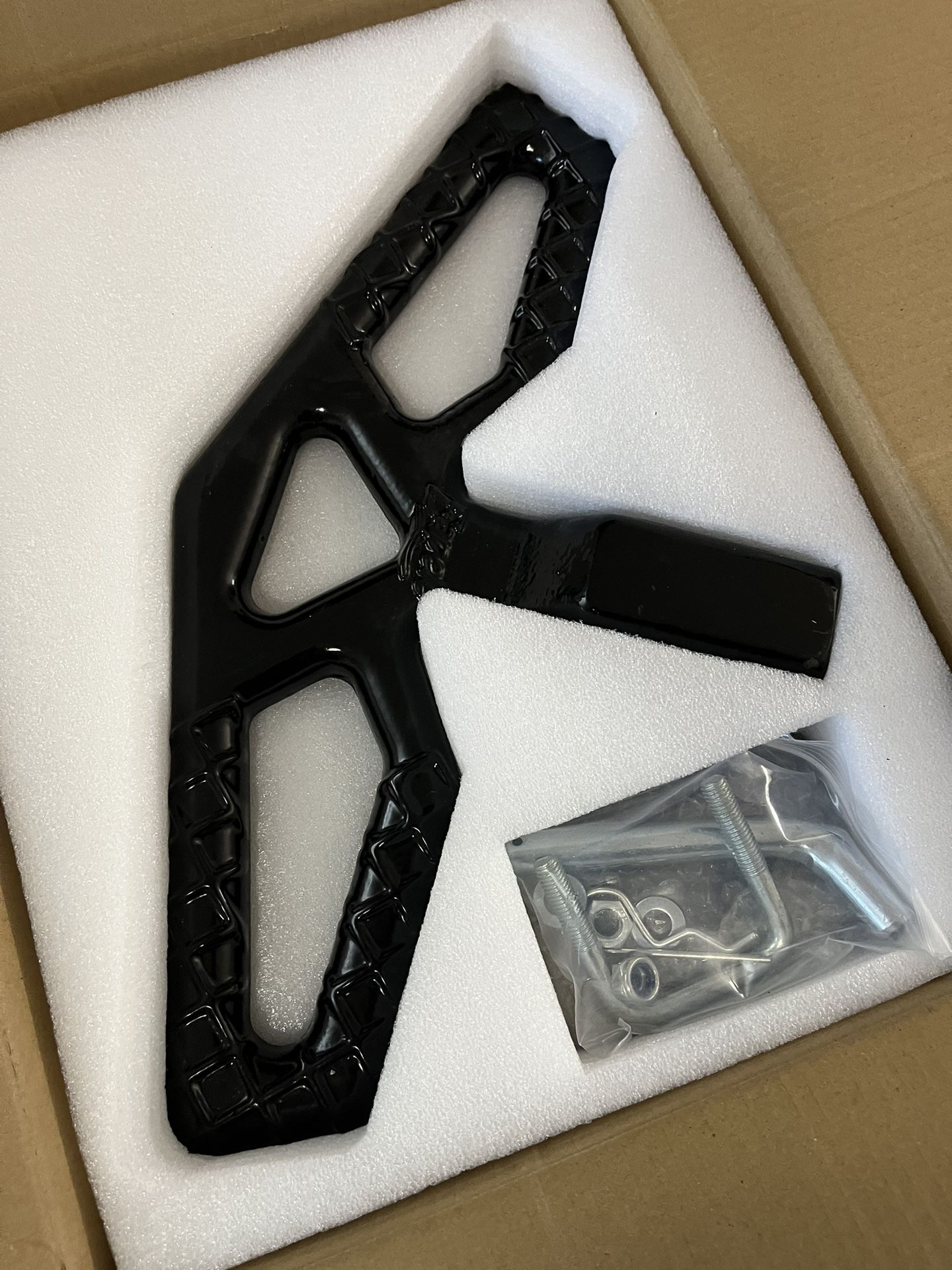 Eapele Tow Hitch Step for 2 inch Receivers