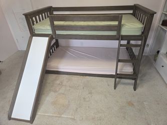 Kids bunkbed with slide