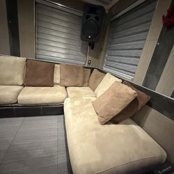 L-Shaped Sectional Sofa 