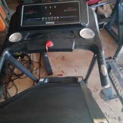 Like New Barley Used    Folding  Treadmill  With  Speed  And  Stop Controls On Panel And  Arm Rails Great 👍 Treadmill  