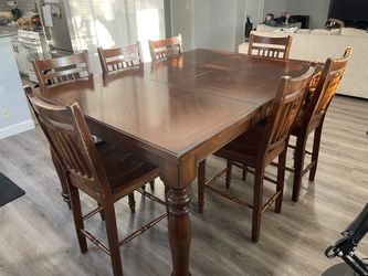 Dinning Room Table
