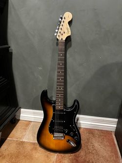 Squier Stratocaster HSS Sunburst Electric Guitar