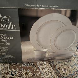 Potter & Smith 45-Piece Gold Band Porcelain Set