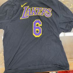 LeBron James shirt xl