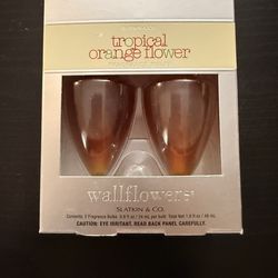 New Bath & Body Works 2pk Tropical Orange Flower Wallflowers