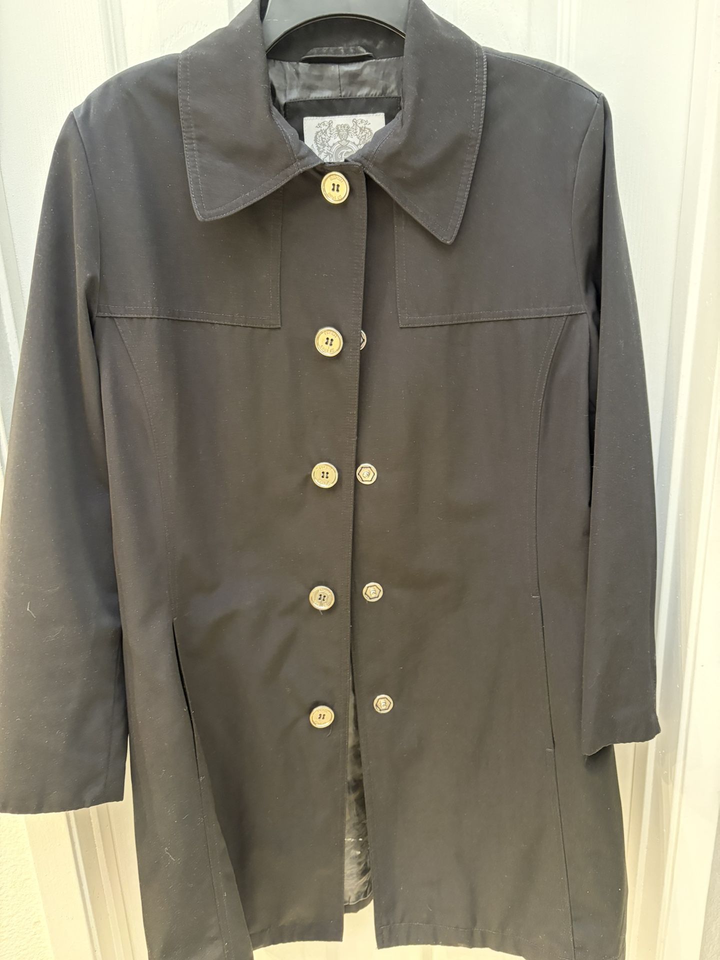 Large Women’s Black Raincoat