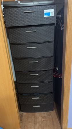 Storage bins