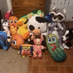 Lot Of Stuffed Animals