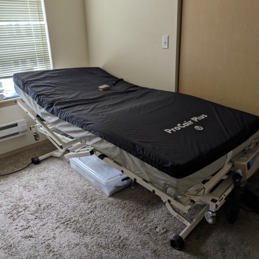 Electric Hospital Bed With Alternating Air Control For Mattress