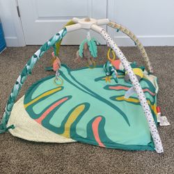 Infantino Go gaga! 4-In-1 Twist & Fold Activity Gym & Play Mat - Tropical