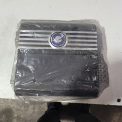 Planet Audio  Amplifier 