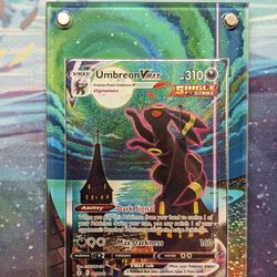 Umbreon Vmax Alt Art NM 215/203 With Magnetic Frame