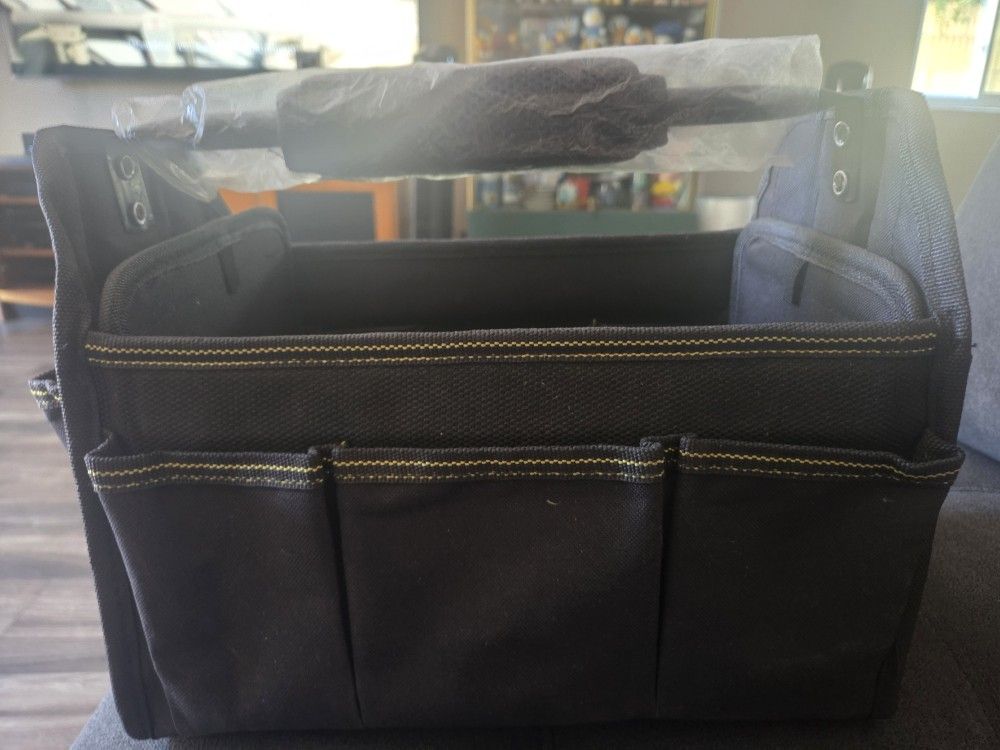 Voyager Tool Bag With Pockets