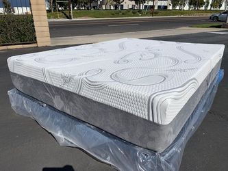 King Organic Hybrid Cool Gel Memory Foam Mattress!!