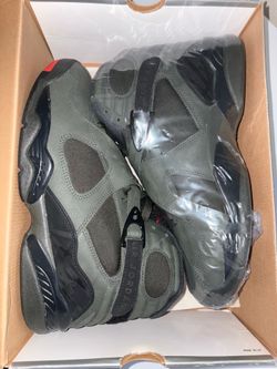 Jordan 8 undefeated size 9.5