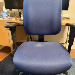 Petite Office Chair