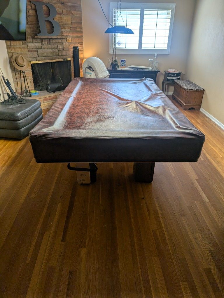 8 Ft Pool Table